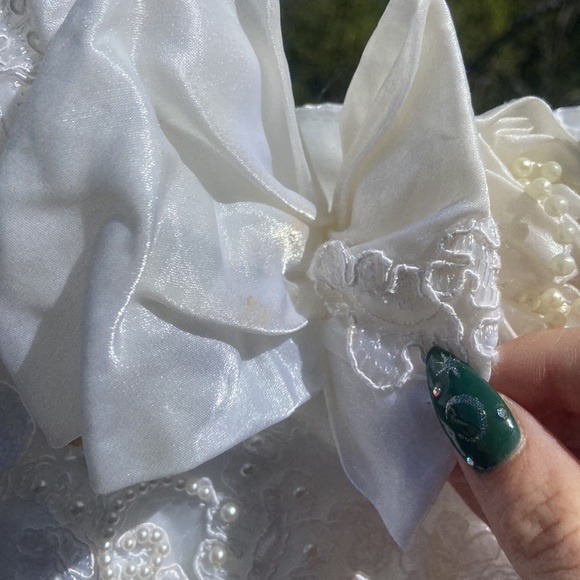 Spring Wedding Vintage White Children’s Flower Girl Dress - Picture 9 of 13